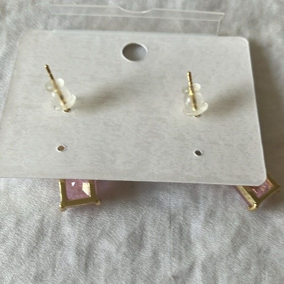 Unbranded: Gold tone Pink Gem with Daisy Rhinestone earrings & necklace - Picture 6 of 12